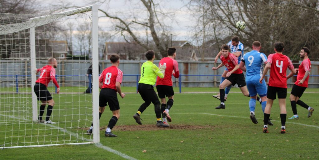 Cowes Sports V Fareham