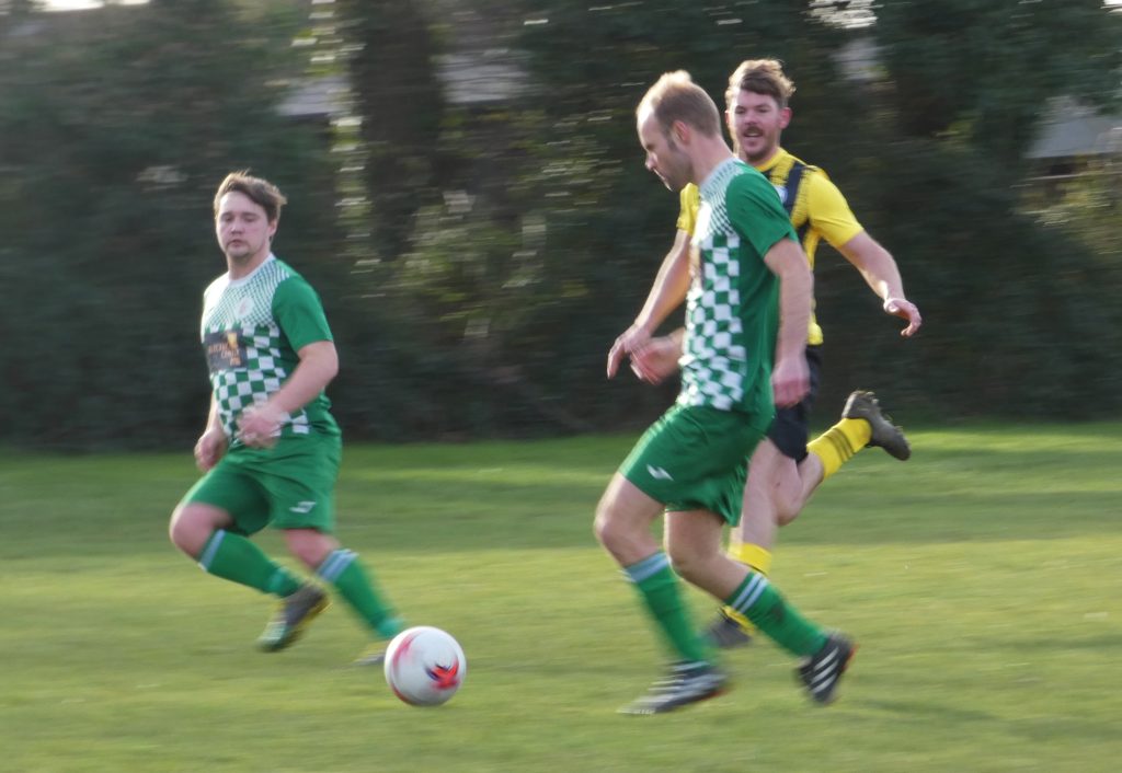 Binstead V West Wight.jpg (4)