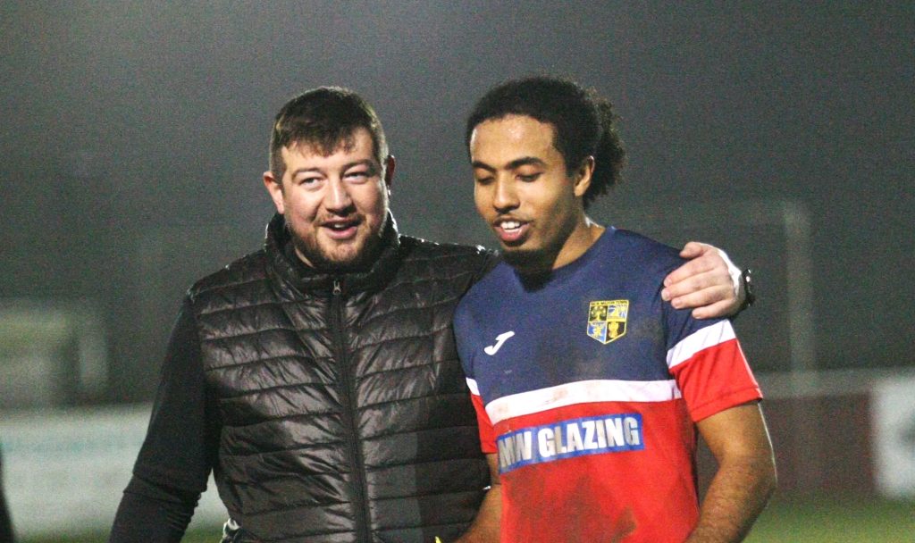 Newport V New Milton (4)
