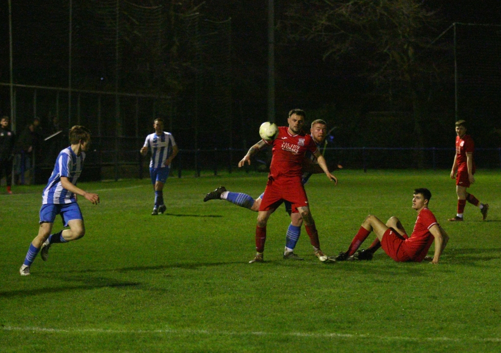 Cowes V W&b (1)