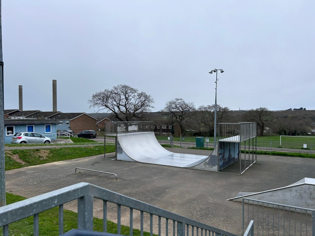 East Cowes Skatepark (5)