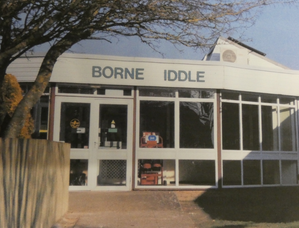 Osborne Middle (bone Idle)