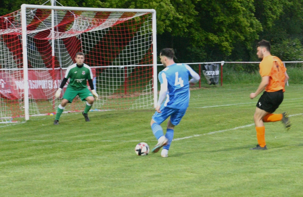 Cowes V Shanklin (2)