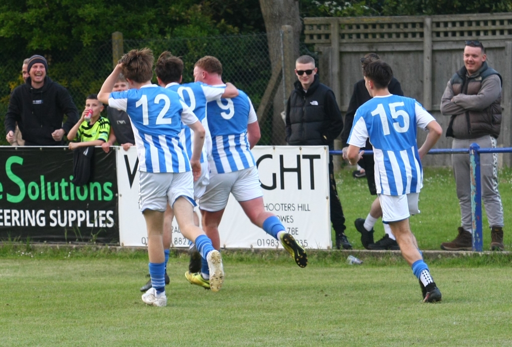 Scott Mcfarlane Goal Celebrations