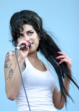 Amywinehouse2