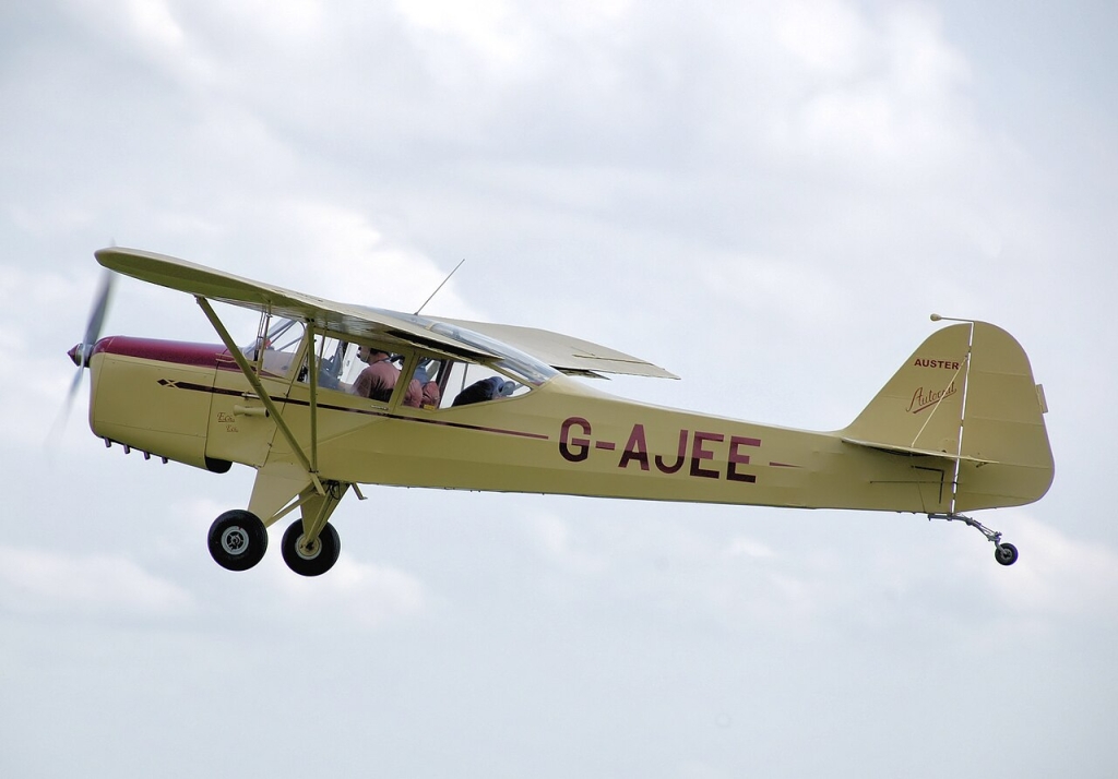 Auster Autocrat 5j1 G-ajee Of 1946 Arp