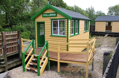 Smallbrookjunctionsignalboxsteamrailway2