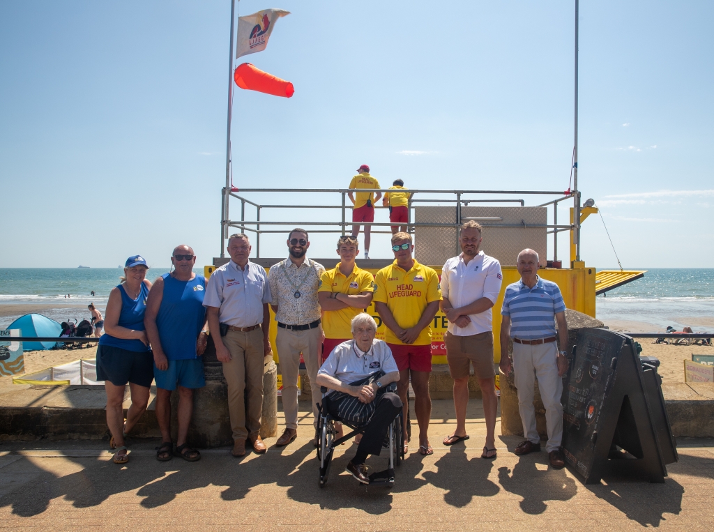 29.7.2024 Lifeguards With Olympians At Sandown Station