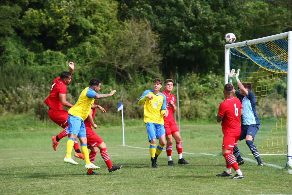 Freddie Knowles Header