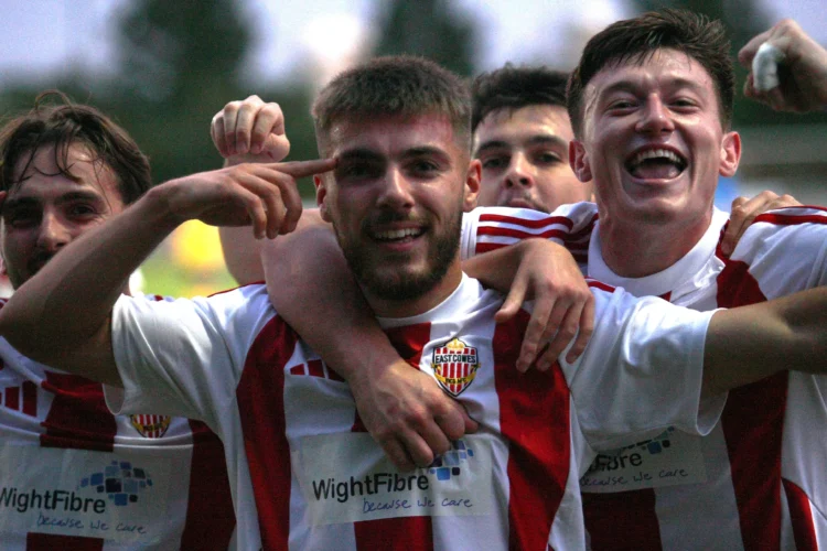 TWIN TROUBLE FOR PORT AS VICS WIN BIG ISLE OF WIGHT DERBY ON PENALTIES
