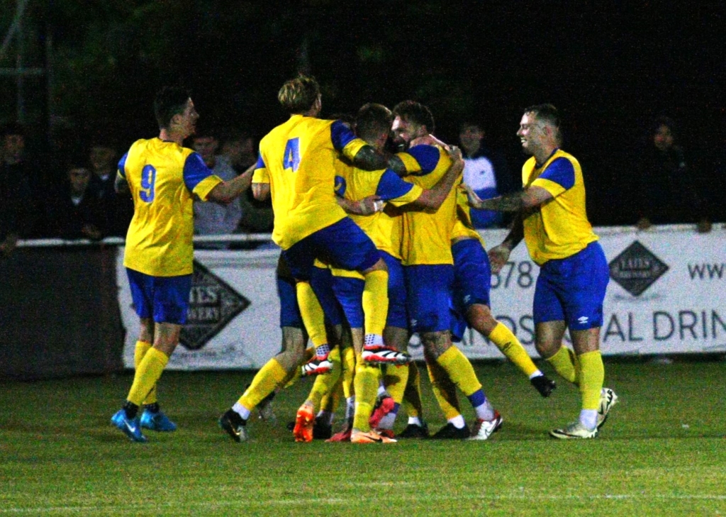 Port Goal Celebrations (1)