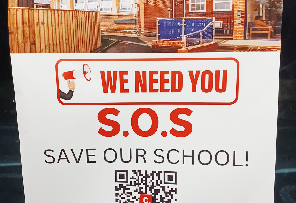 COMMUNITY COME TOGETHER AT MEETING TO DISCUSS CLOSURE OF BRADING PRIMARY