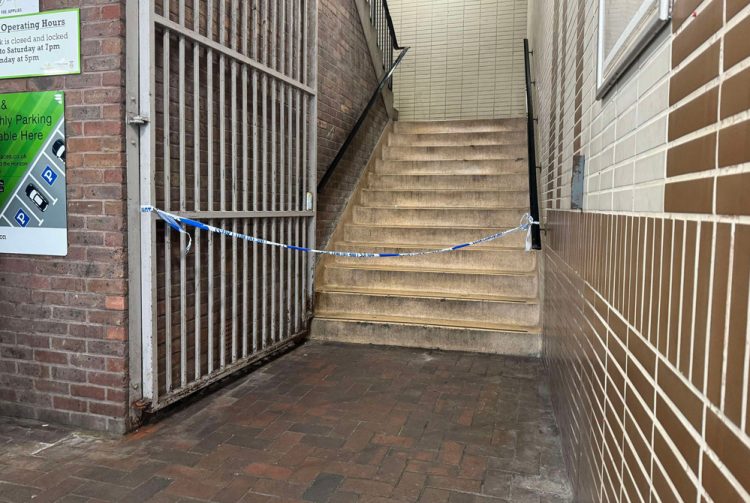 CORDON IN PLACE AS MAN SERIOUSLY INJURED AFTER STAIRWELL INCIDENT