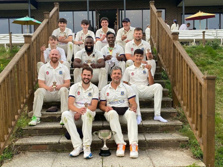 NEWPORT CC 2NDS WIN FRED WINTER CUP BY BEATING COWES AT NEWCLOSE