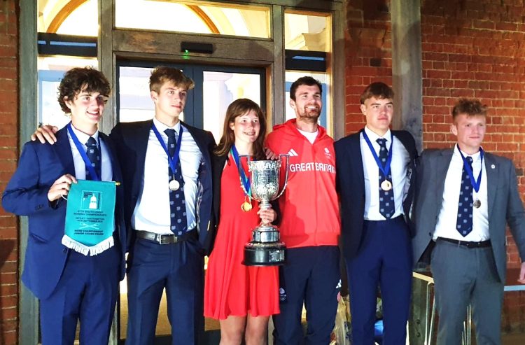 SHANKLIN SANDOWN ROWING CLUB TAKE AGGREGATE CUP AT JUNIOR REGATTA