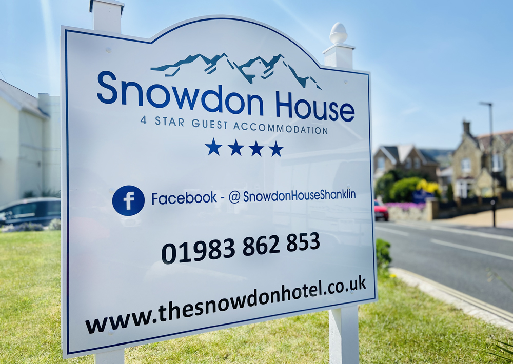 SHANKLIN’S SNOWDOWN HOUSE RECOGNISED WITH 2024 VISITENGLAND ROSE AWARD