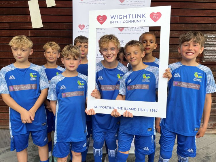 TEAMS AND ORGANISATIONS INVITED TO APPLY FOR WIGHTLINK’S 2025 SPONSORSHIP SCHEME