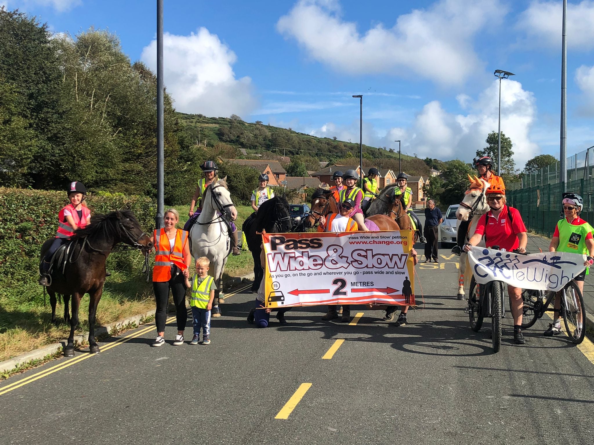 PASS SLOW AND WIDE AWARENESS SAFETY EVENT HEADING TO THE SOUTH WIGHT