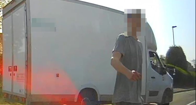 VIDEO: POLICE INVESTIGATE ABUSIVE BEHAVIOUR TO LEARNER DRIVER AFTER HORN TOOT