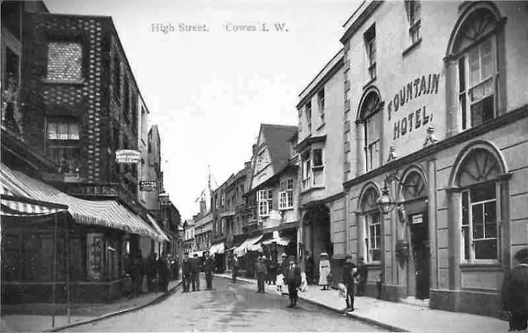 ON THIS DAY: BONFIRE NIGHT RIOT BROUGHT DESTRUCTION TO COWES 155 YEARS AGO