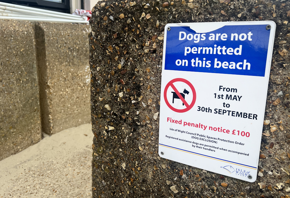 COUNCIL CONSULTS ON PLANS TO RENEW DOG CONTROL ORDERS