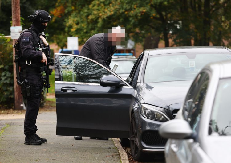 24-YEAR-OLD CHARGED AND REMANDED AFTER ARMED POLICE ARREST IN EAST COWES