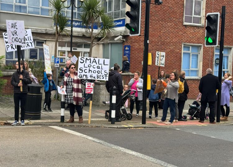 CONCERNS ABOUT INEQUALITY AND MENTAL WELLBEING RAISED OVER SCHOOL PROPOSALS