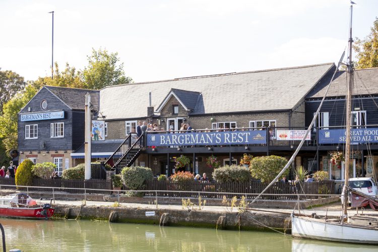 SPECIAL OFFER! 50% OFF ALL BAR DRINKS AT THE BARGEMAN’S REST THIS NOVEMBER