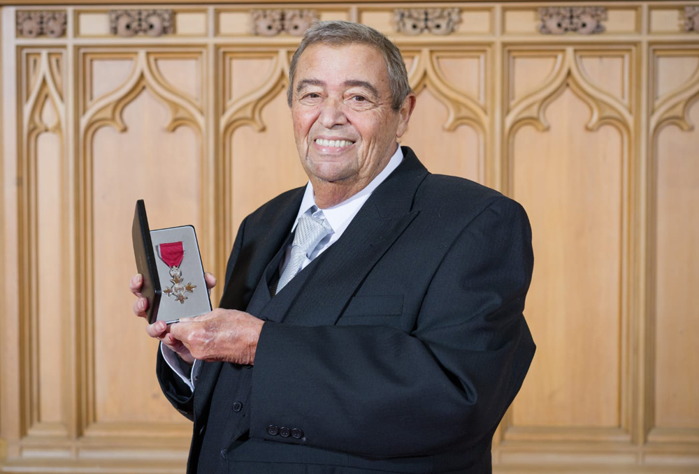 RESPECTED FRESHWATER DENTIST DIES JUST WEEKS AFTER RECEIVING HONOUR