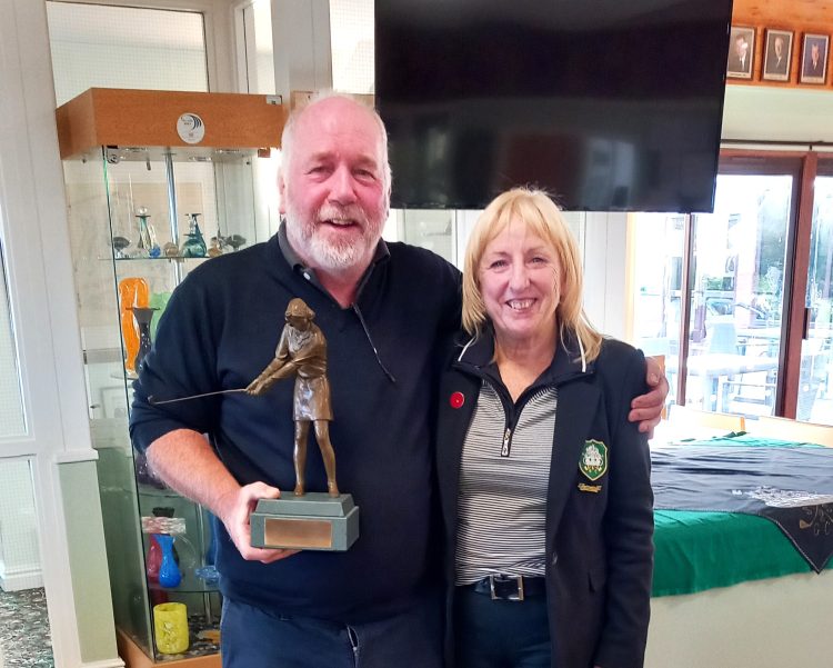 PAUL AND LORRIE TAKE SHANKLIN & SANDOWN CHEVERTON TROPHY WIN