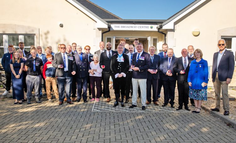 SANDOWN’S COASTAL HEROES HANDED KING’S CORONATION MEDALS