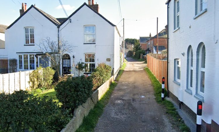 FOURTH TIME LUCKY? OFFICE PLAN FOR FRESHWATER PROPERTY AFTER FAILED PLANNING APPLICATIONS