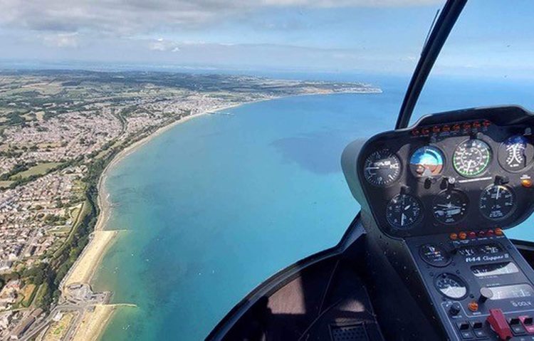 SPECIAL OFFER! HELICOPTER PLEASURE FLIGHTS RETURN TO SANDOWN THIS WEEKEND – SPECIAL OFFER FOR ISLAND ECHO READERS