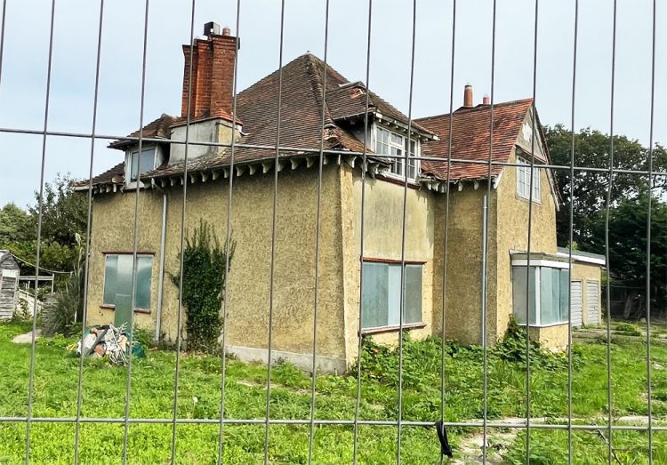 ‘KEEP OUT OF EMPTY BUILDINGS’ WARNS LOCAL SAFETY PARTNERSHIP