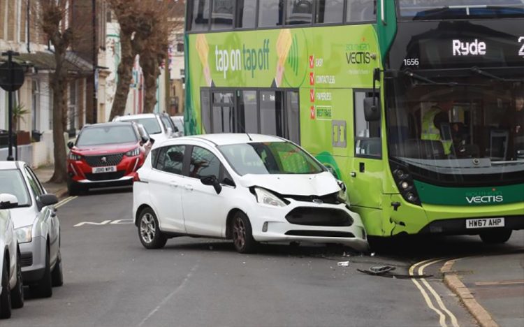 YEAR-LONG DRIVING BAN FOR MAN WHO CRASHED CAR INTO SOUTHERN VECTIS BUS