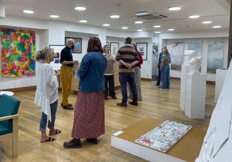 AUTUMN RETROSPECTIVE ART SALE TO RAISE FUNDS FOR INDEPENDENT ARTS’