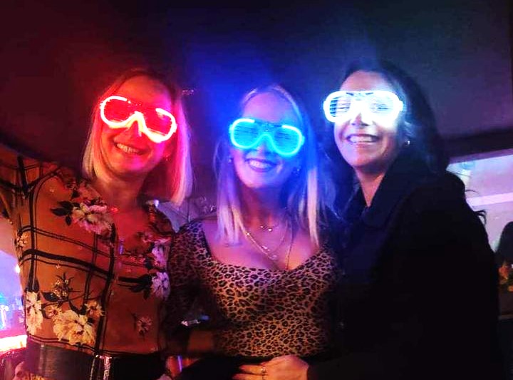 AFTERNOON CLUBBERS RAISE OVER £600 FOR MOUNTBATTEN