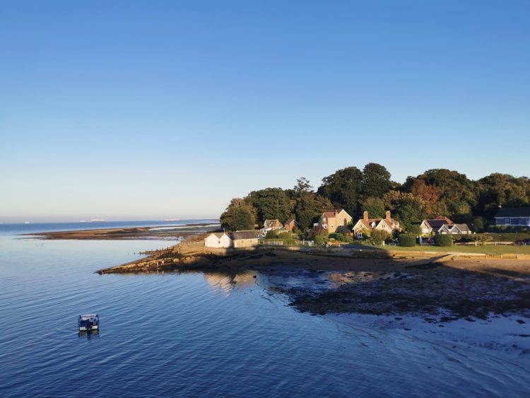 FROM SLOW SPEEDS TO STARLINK: ISLE OF WIGHT RESIDENTS CONNECT TO THE FUTURE