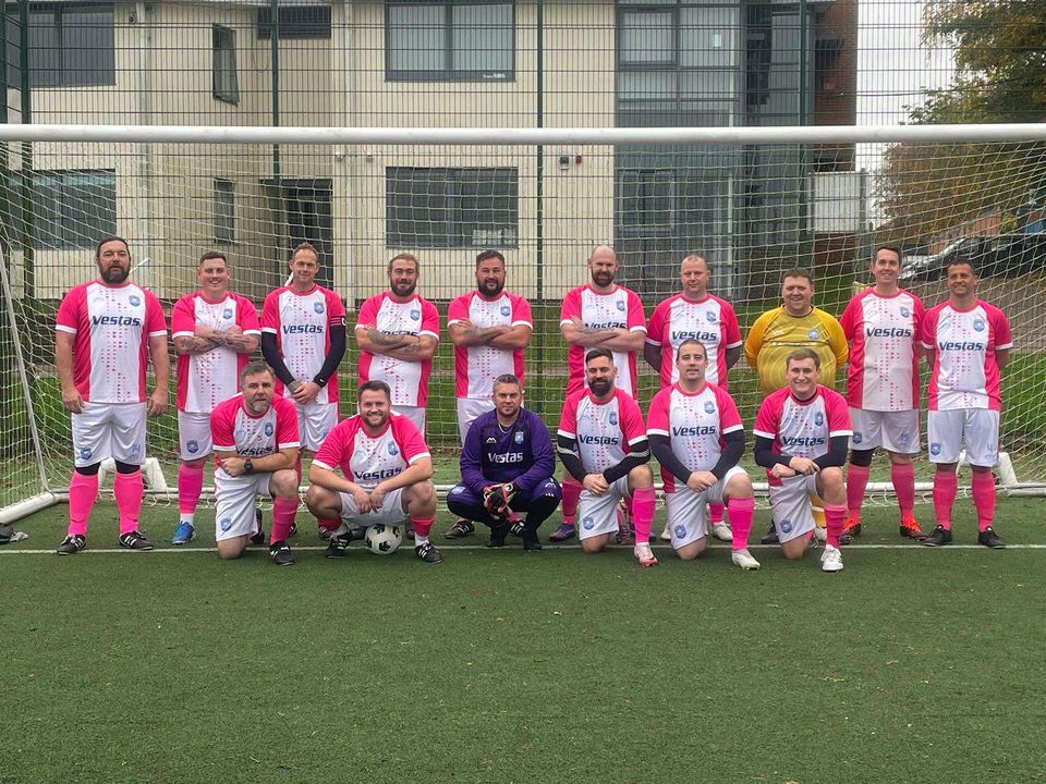 COWES MAN V FAT WIN ON THE ROAD AT ODIHAM