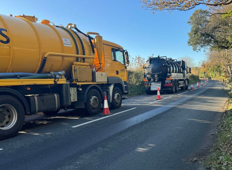 MAJOR REPAIR NEEDED TO BURST SEWER IN RYDE – TANKER ARMY CALLED IN