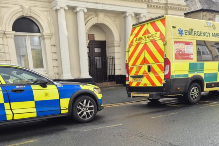 POLICE PROBE SUDDEN DEATH OF MAN IN HIS 50S AT ADDRESS IN VENTNOR