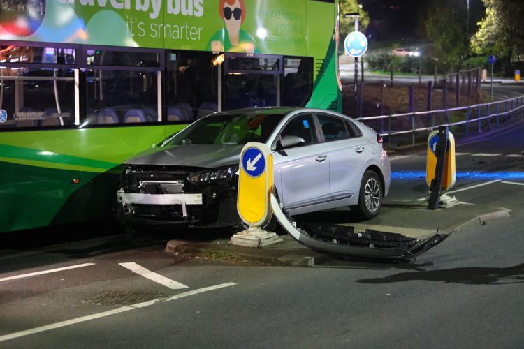 UPDATED: CAR AND DOUBLE DECKER BUS IN MINI ROUNDABOUT SMASH