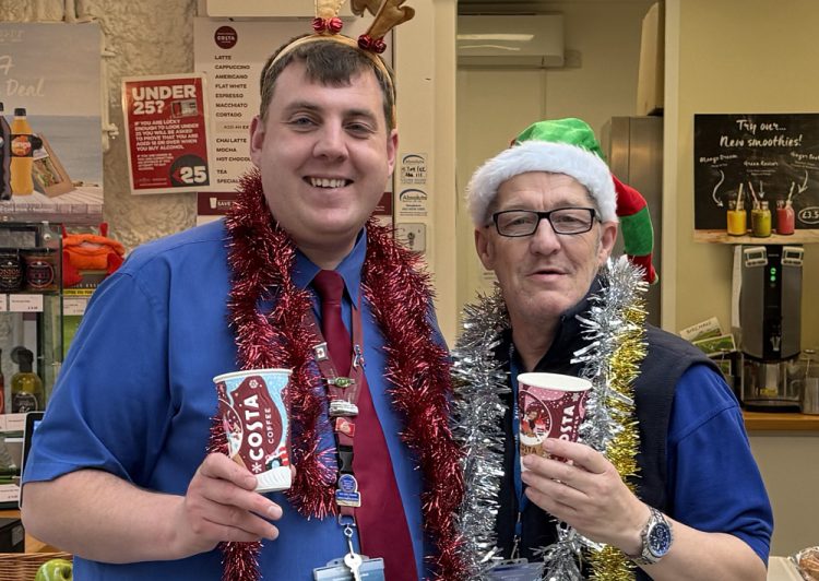 RYDE PIER STEPPING INTO CHRISTMAS WITH FESTIVE MARKET