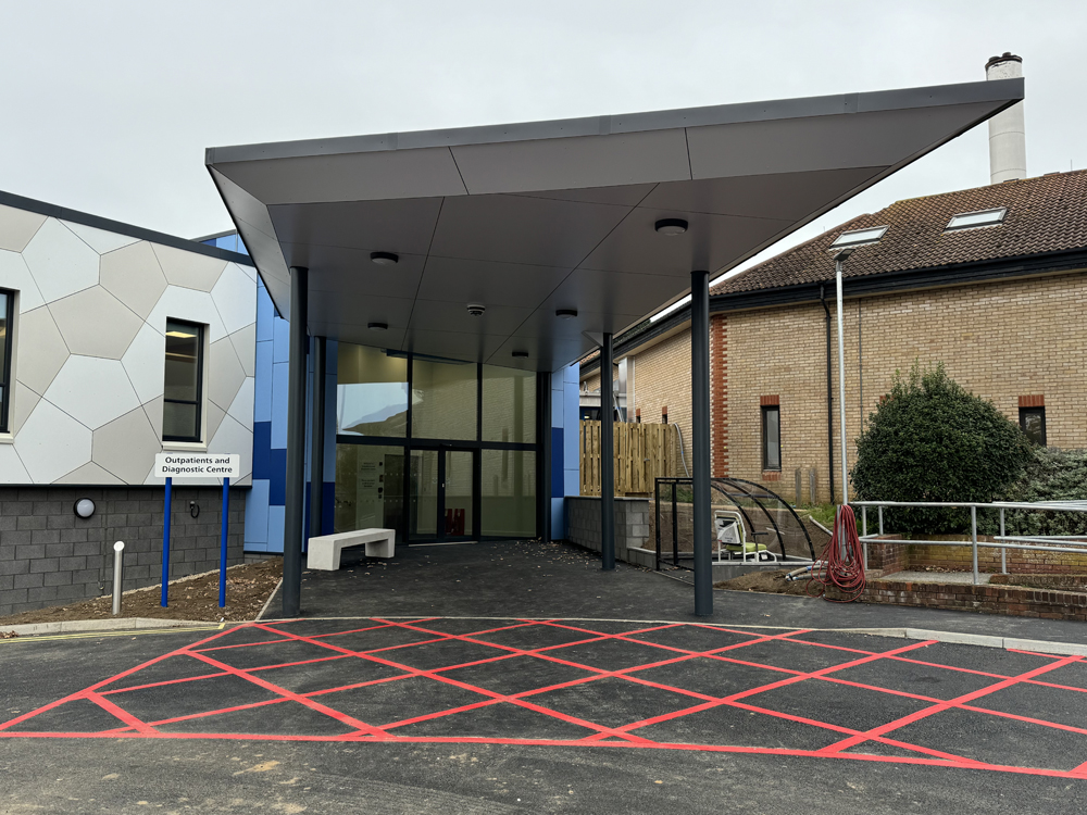 NEW COMMUNITY DIAGNOSTIC CENTRE UNVEILED AT ST MARY’S