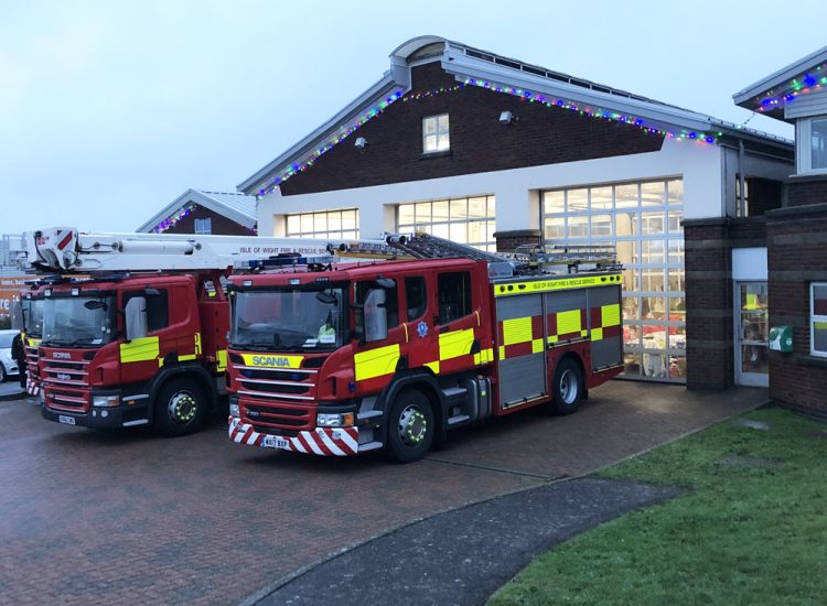 WIGHT BRAINY BUNCH TO HOLD 7TH CHRISTMAS MARKET EVENT NEXT WEEKEND