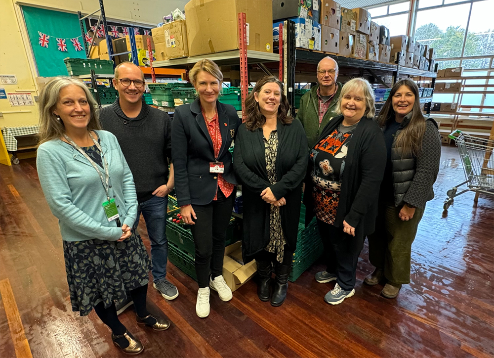 RED FUNNEL RAISES OVER £21,000 TO FUEL ISLE OF WIGHT FOODBANK’S MISSION