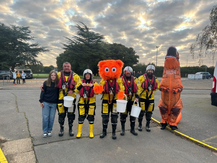 BLUE HOUSE STUDENTS AT THE BAY SCHOOL RAISE MORE THAN £1,200 FOR LOCAL LIFEBOAT