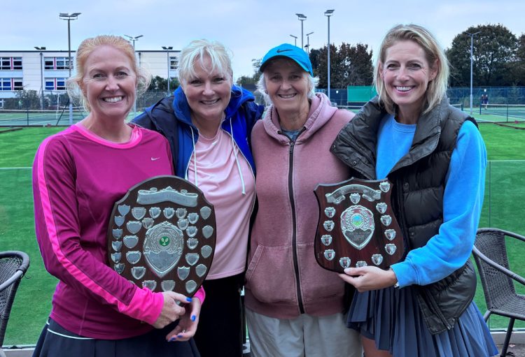 RYDE LADIES SWEEP THE BOARD AT ANNUAL PORTSMOUTH & DISTRICT AWARDS