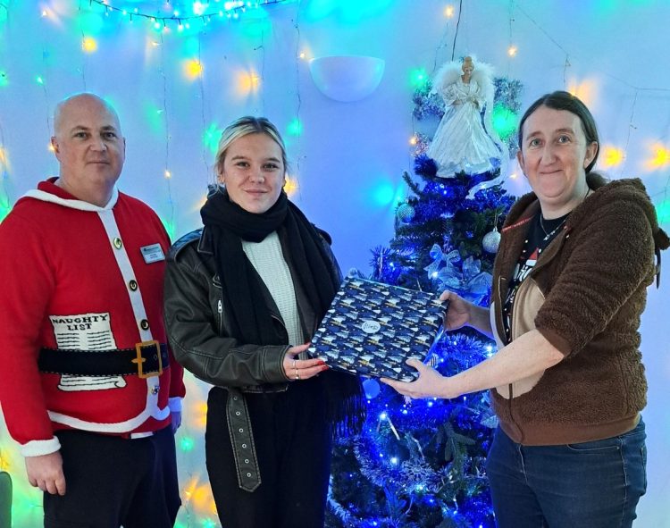 CHRISTMAS CHEER DELIVERED TO BLACKWATER MILL CARE HOME