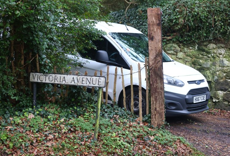 CHRISTMAS DAY DEATH IN SHANKLIN SEES FORENSIC INVESTIGATORS CALLED IN